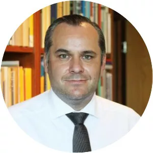 Jan Schnellenbach - Economist