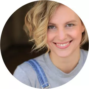 Jana Nawartschi - Actress