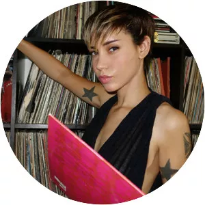 Jane Bang - Musical artist