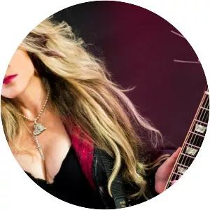 Janet Gardner - American singer