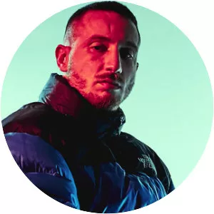 Jangy Leeon - Musical artist