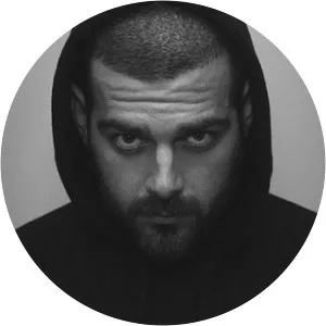 jangy leeon strage - Musical group