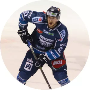 János Hári - Ice hockey winger