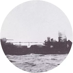 Japanese destroyer Hatakaze