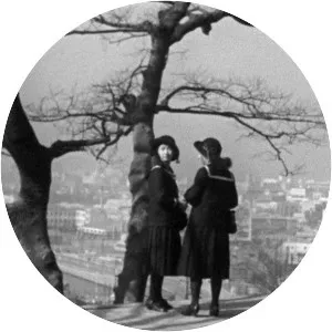 Japanese Girls at the Harbor