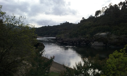 Jardim do Largo da Igreja - Garden in Messegaes, Portugal