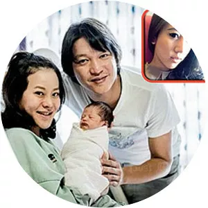 Jarin Tumwattana - Panita Tumwattana's husband