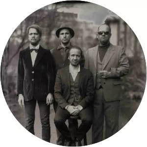 Jarkko Martikainen & Luotetut Miehet