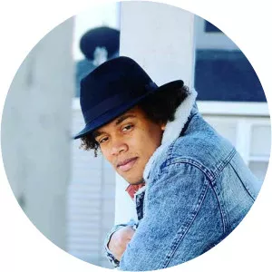 Jarod Clemons - Musical artist ‧ Clarence Clemons' son