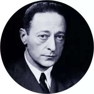 Jascha Heifetz - Russian-American Violinist