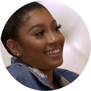 Jasmine Ellis photograph