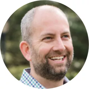 Jason Cahill - American television writer