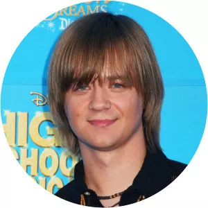 Jason Earles