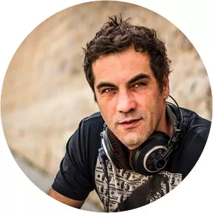 Javi Viana - Musical artist