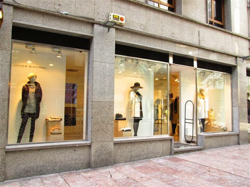 JAVIER SIMORRA Oviedo - Dress store in Oviedo, Spain