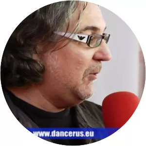 Javier Ussía Musician