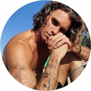 Jay Alvarrez