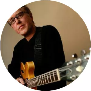 Jay Azzolina - Jazz guitarist