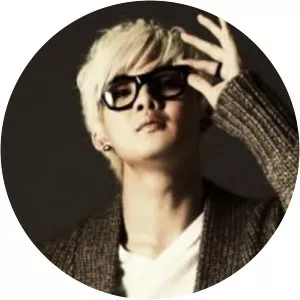 Jay Hong - South Korean singer