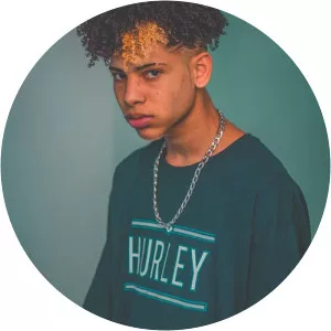 JayA Luuck - Musical artist