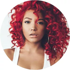 Jazzy Mejia - Singer