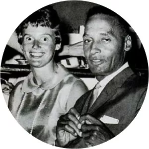 Jeanne Anderson - Teacher ‧ Jennifer Beals' mother