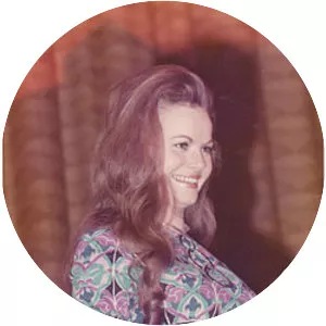 Jeannie C. Riley
