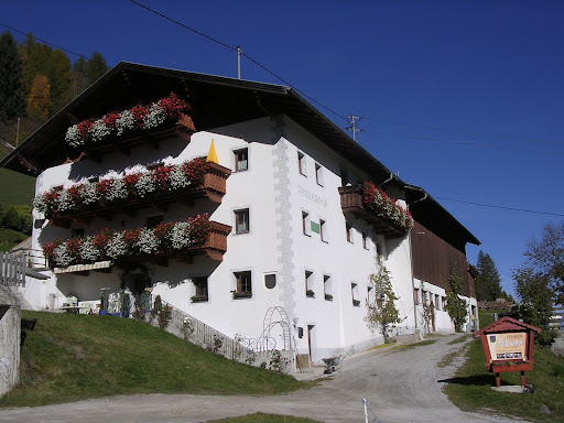 Jedlerhof Ferienwohnungen - Holiday apartment in Neustift im Stubaital, Austria