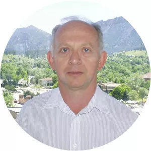 Jeffrey L. Linsky - Researcher