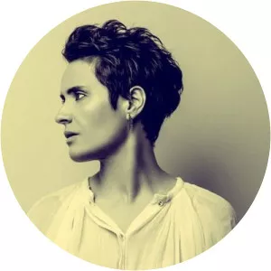 Jen Brister - Comedian