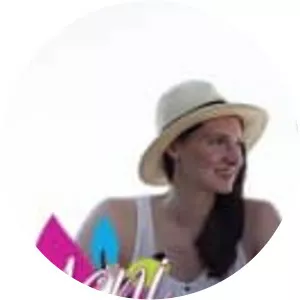 Jeni : Seeking The Extraordinary - TV program