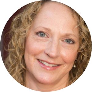 Jenifer Whitten-Woodring