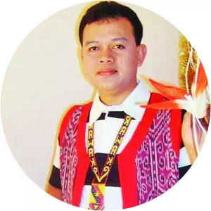 Jennarino Jeraki - Musical artist