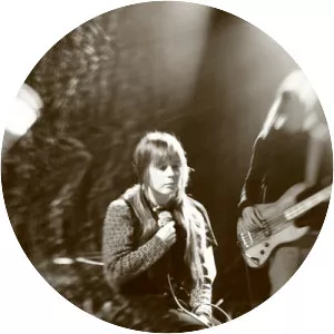 Jenni Koivistoinen Musician