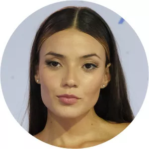 Jennifer Arenas - Actress