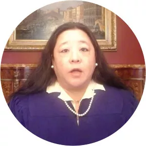 Jennifer Choe-Groves