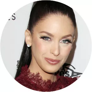 Jennifer Colón - TV personality