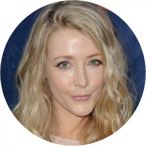 Jennifer Finnigan