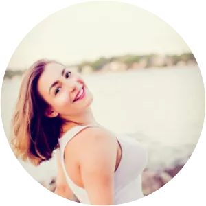 Jennifer Lazea - Actress