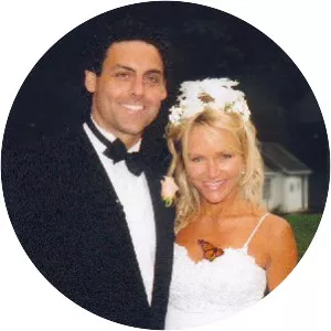 Jennifer Markes - American painter