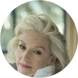 Jennifer Saran - Musical artist