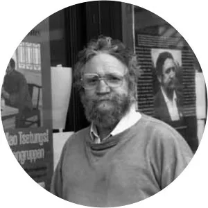 Jens Scheer - Physicist