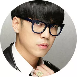 Jeong Joon-Il - Musician