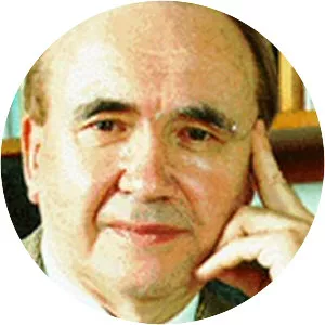 Jerzy Smolicz - Sociologist