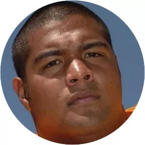 Jesse Mahelona - American football player