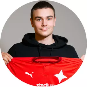 Jesse Nikki - Football player