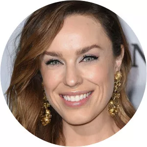 Jessica McNamee