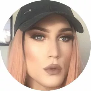 Jessie Maya - Dutch YouTuber