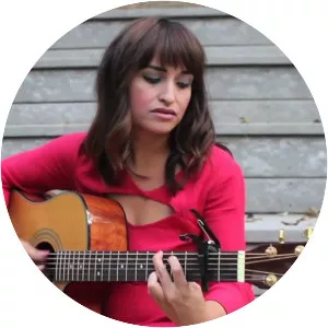 Jessie Payo - Singer