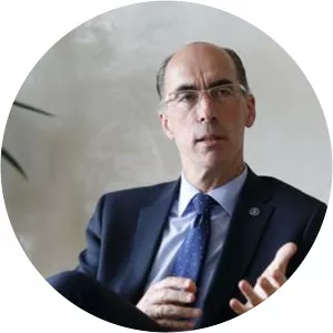 Jesús Vázquez Almuíña